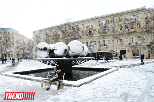 Bakı ağ libasa büründü - FOTOSESSİYA