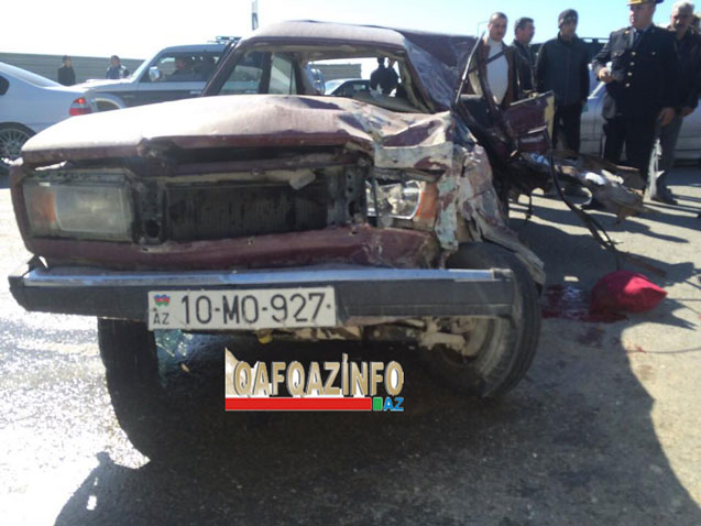 Əsəbi zəiflər baxmasınlar: Bakıda dəhşətli avtobus qəzası - FOTO