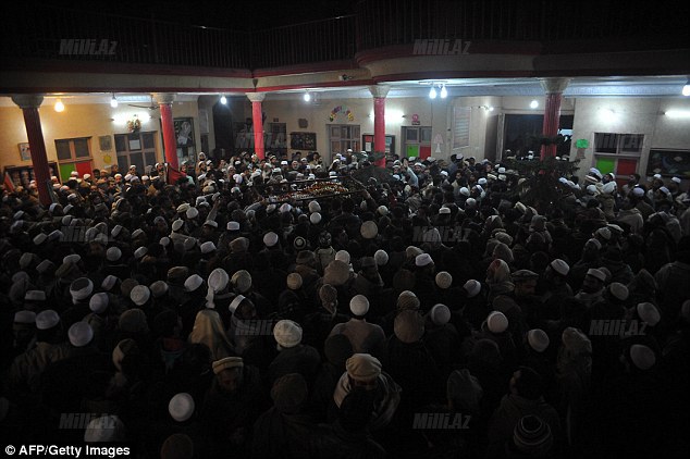 Məktəb qırğınının şoku hələ çəkilməyib - FOTO