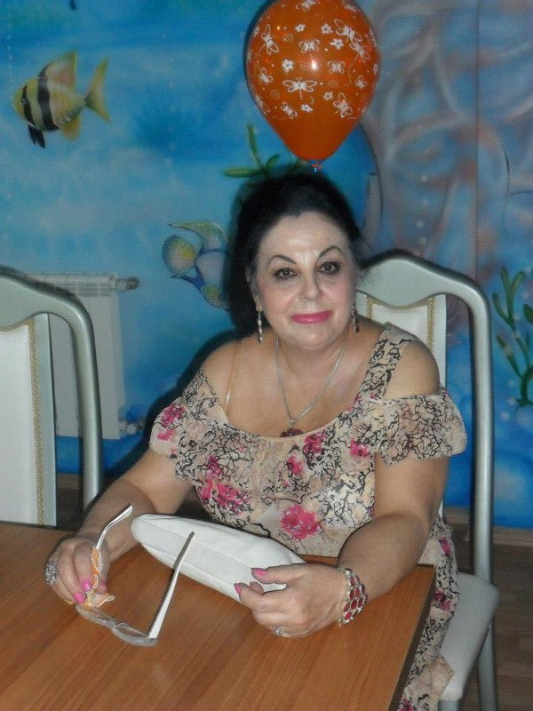 "Ögey ana"nın Cəmiləsi: "Biz çaya yıxılanda artıq oktyabrın əvvəli idi, su soyuq idi..." - FOTOSESSİYA