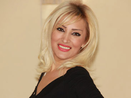 Teleaparıcı Tacirə Zeynallı: "... gözəllik, intellektual səviyyə imkan verirsə, yaşın heç bir önəmi yoxdur" - FOTO