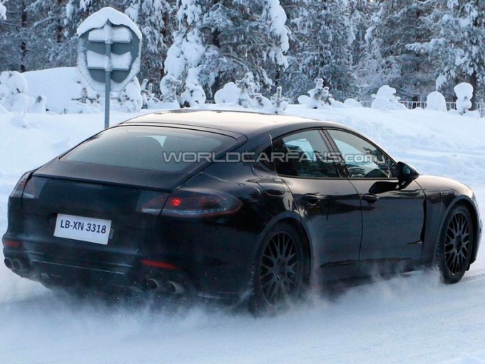 Yeni Porsche Panamera - FOTO