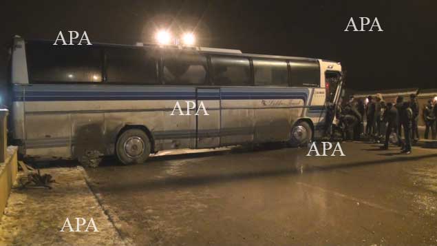 Azərbaycanda avtobus 4 avtomobillə toqquşub - YENİLƏNİB - VİDEO - FOTO