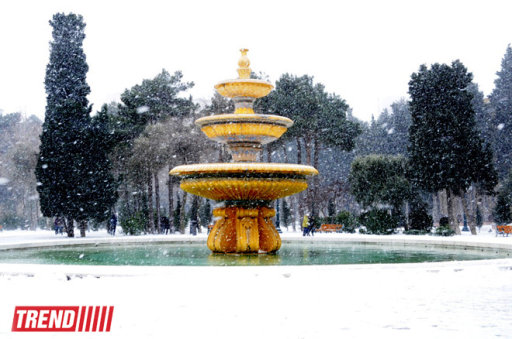 Bakı ağ libasa büründü - FOTOSESSİYA