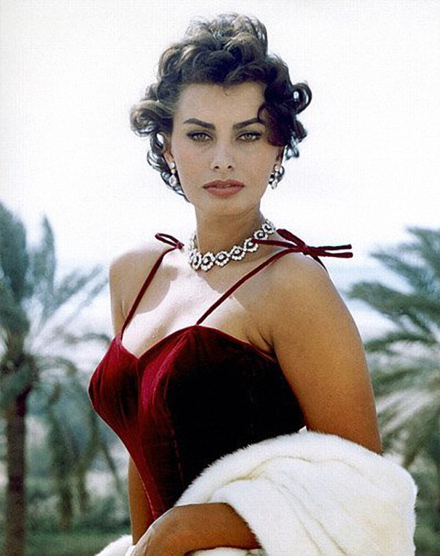 Sofi Loren: ən gözəl italyan xanım - FOTO