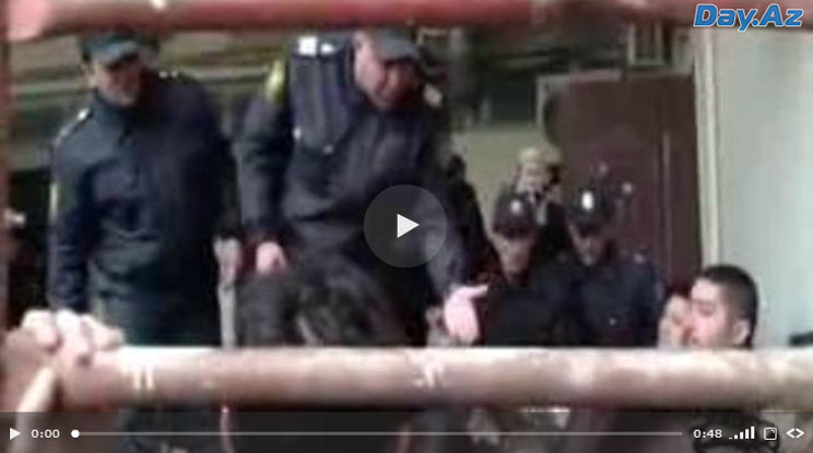 Bakıda "Moskva" univermağı yandı, xeyli qızıl əridi - YENİLƏNİB - VİDEO - FOTO