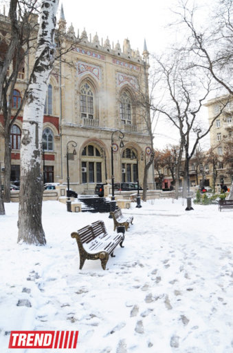 Bakı ağ libasa büründü - FOTOSESSİYA