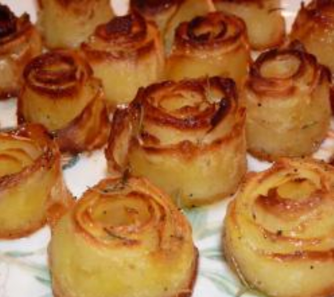 Mətbəx sirləri: Kartofdan qızılgüllər - FOTO