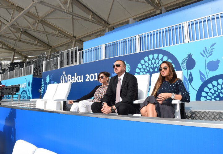 Prezident İlham Əliyev və xanımı Mehriban Əliyeva bir sıra obyektlərin açılışında iştirak ediblər - YENİLƏNİB - FOTO
