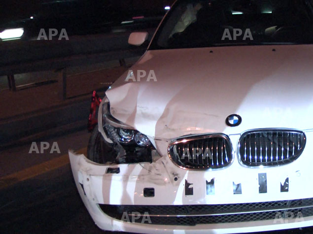 Paytaxtda iki "BMW" markalı avtomobil toqquşdu - VİDEO - FOTO