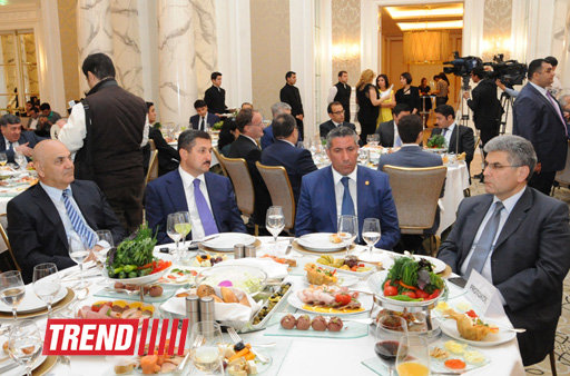 Bakıda "The Business Year: Azerbaijan - 2014" nəşrinin təqdimat mərasimi keçirilib - FOTO