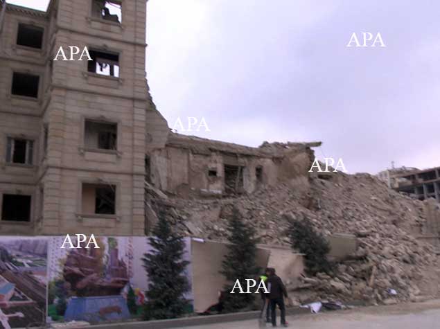 Bakıda binanın uçması nəticəsində ölənlərin kimliyi bilindi - YENİLƏNİB - VİDEO - FOTO