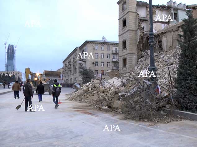 Bakıda binanın uçması nəticəsində ölənlərin kimliyi bilindi - YENİLƏNİB - VİDEO - FOTO