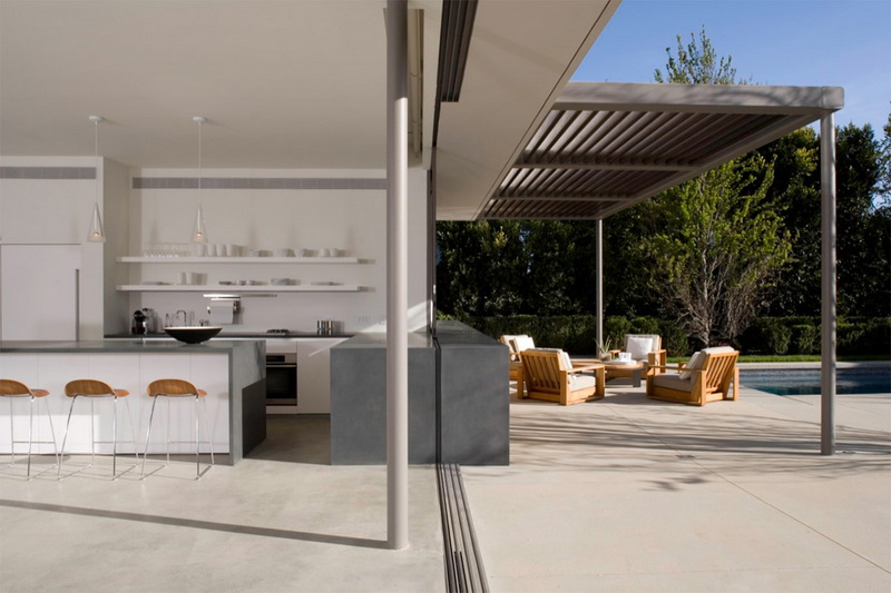 Dağ ətəyində ev - FOTO