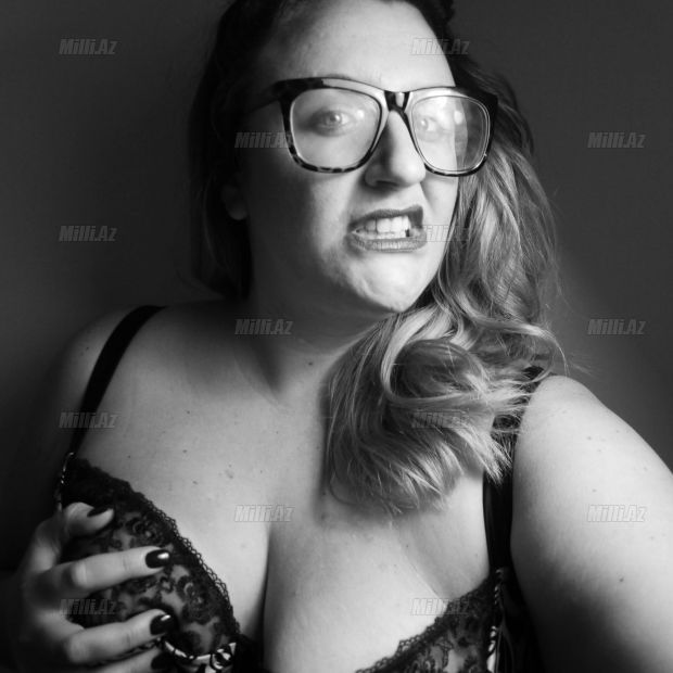 Kök qadın kök qadınlara qarşı - FOTO