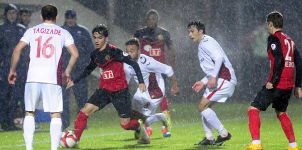 Azərbaycanlı futbolçu türkləri heyrətə saldı - FOTO