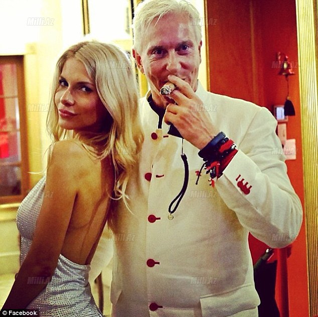 Müflis olan milyarder: eyş-işrət, qadınlar, kef... - FOTO