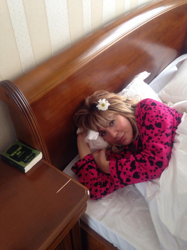 Brilliant Dadaşovanın yataqda şəkilləri yayıldı - FOTO