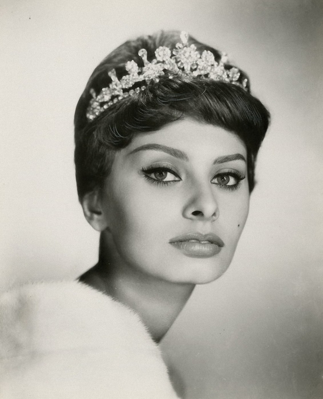 Sofi Loren: ən gözəl italyan xanım - FOTO