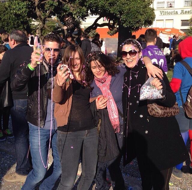 Azərbaycanlı müğənni dünyanın məşhur karnavalında - FOTO