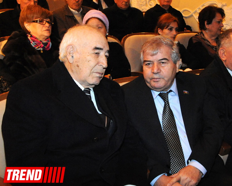 Vaqif Səmədoğlu dəfn olundu - YENİLƏNİB - FOTO