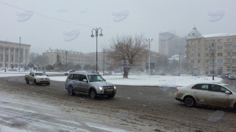 Bakıya güclü qar yağır - YENİLƏNİB - VİDEO - FOTOSESSİYA