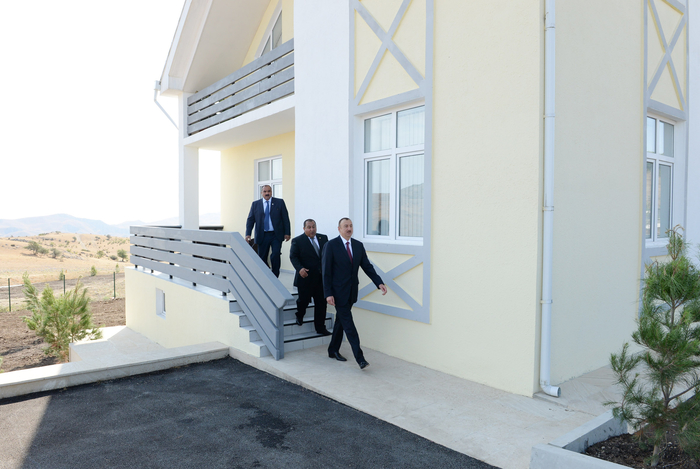 Prezident İlham Əliyev: "Azərbaycan öz sürətli inkişaf dövrünü yaşayır və ölkədə böyük quruculuq işləri aparılır" - YENİLƏNİB - FOTO
