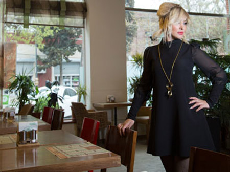 Teleaparıcı Tacirə Zeynallı: "... gözəllik, intellektual səviyyə imkan verirsə, yaşın heç bir önəmi yoxdur" - FOTO