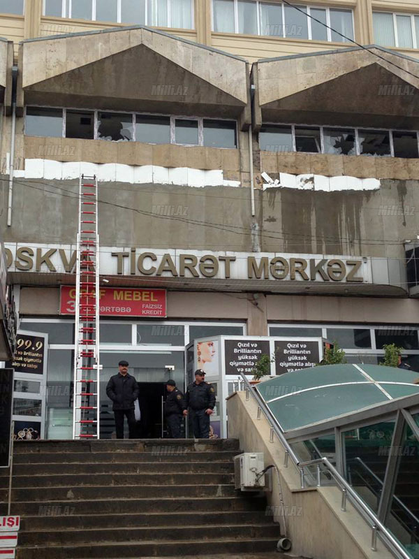 Bakıda "Moskva" univermağı yandı, xeyli qızıl əridi - YENİLƏNİB - VİDEO - FOTO