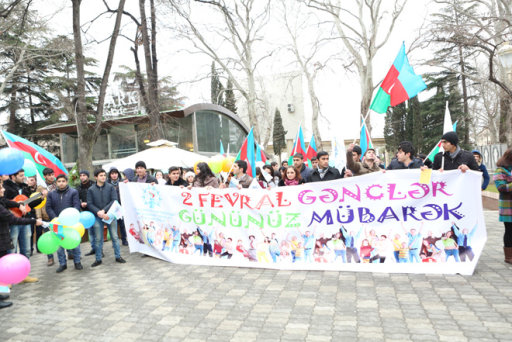 Gəncə gəncləri bayramlarını qeyd edirlər - FOTO