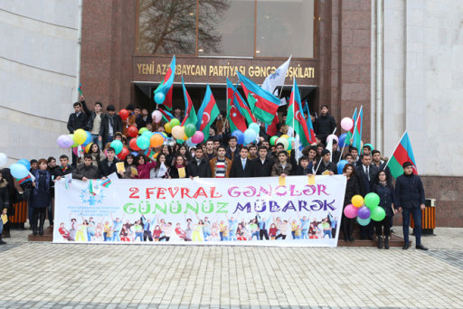 Gəncə gəncləri bayramlarını qeyd edirlər - FOTO