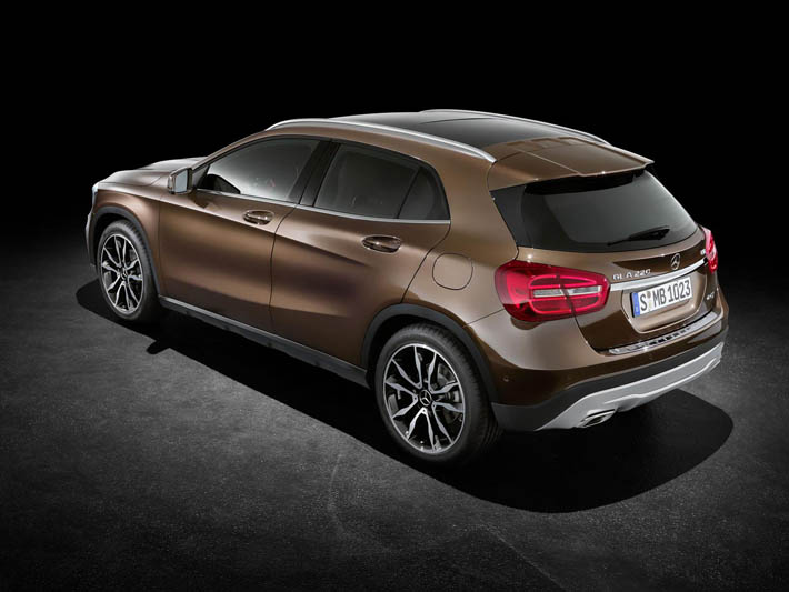 Bu Mercedes GLA yanvarda satılacaq - FOTO