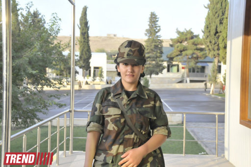 Azərbaycanın qadın hərbçiləri - FOTO