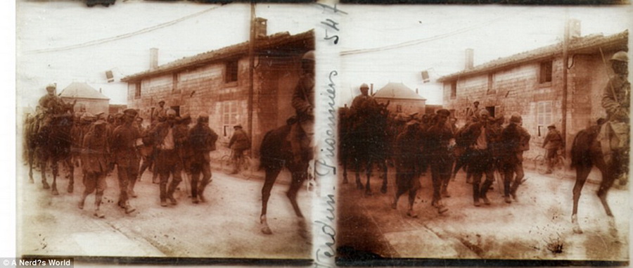 Çardaqda tapılmış savaş şəkilləri - FOTO