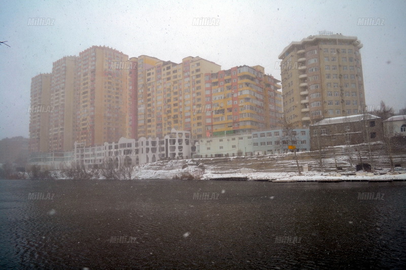 Bakıya güclü qar yağır - YENİLƏNİB - VİDEO - FOTOSESSİYA