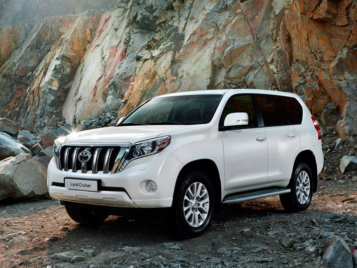 Toyota Prado yeniləndi - FOTO
