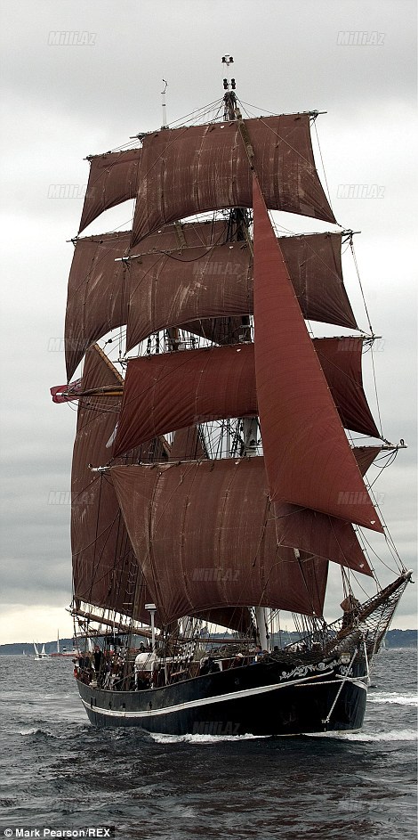 Ən məşhur yelkənli qayıq yarışı başlandı - FOTO