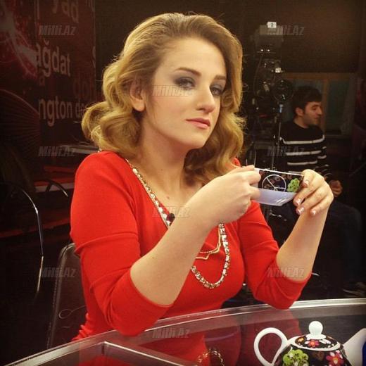 Erotik türk yazar: "Aldadıldığımı mediadan öyrəndim" - FOTO