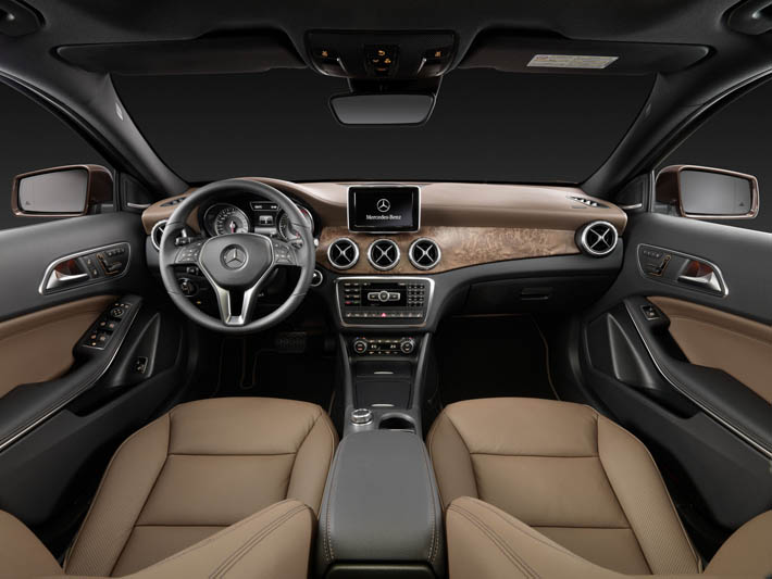 Bu Mercedes GLA yanvarda satılacaq - FOTO