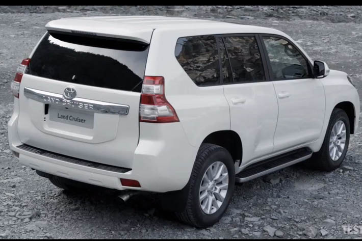 Toyota Prado yeniləndi - FOTO