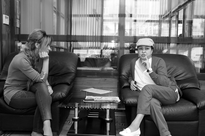 Firəngiz Mütəllimova: "Həmin gün ayaqyalın oynamalıyam, istər qar yağsın, istər yağış" - FOTOSESSİYA