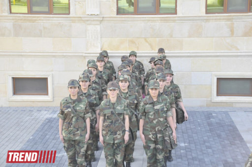 Azərbaycanın qadın hərbçiləri - FOTO