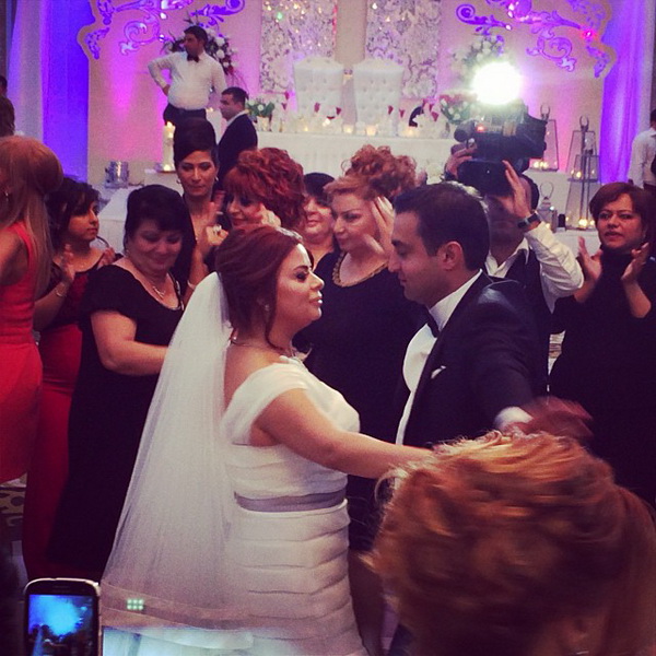 Bu xəbər çox danışılacaq: Nigar İbrahimovanın iki uşaq atası ilə toyu - YENİLƏNİB - AÇIQLAMA - VİDEO - FOTO