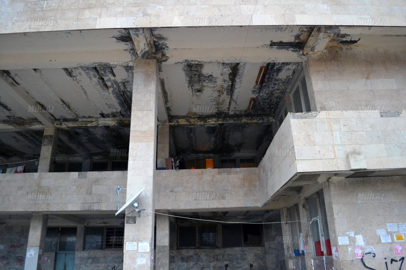 Bu şəhərdə hər şey donub: insan da, saat da, qatar da - FOTOREPORTAJ